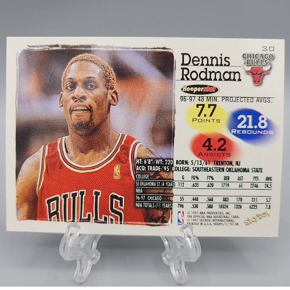 Dennis Rodman 1997-1998 NBA HOOPS Chicago Bulls Basketball #30 Trading Card - Picture 2 of 2